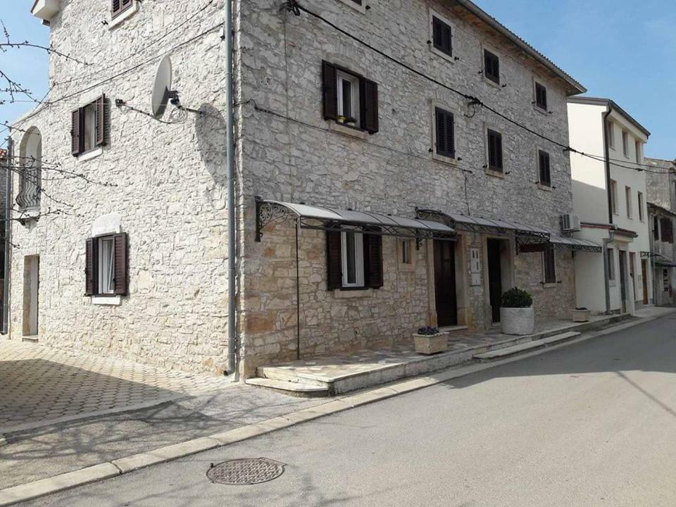 Apartment Nona Tar-Vabriga Eksteriør bilde